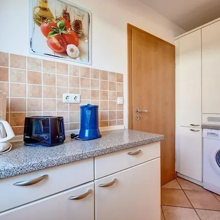 Seestrasse 51 Whg 2 *